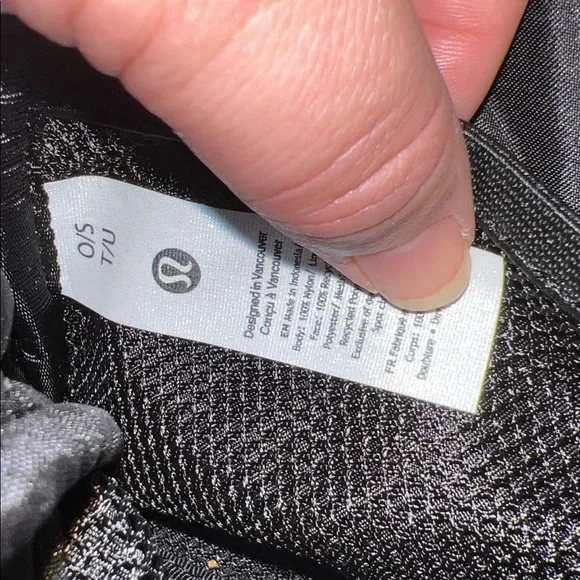 Lululemon everywhere belt bag LARGE W/long strap 2L - Picture 6 of 12